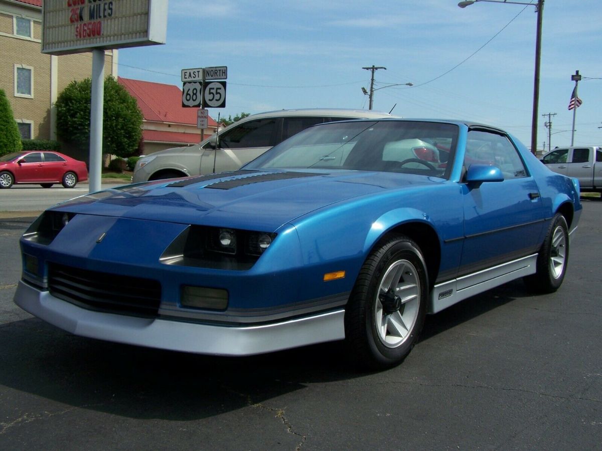 1985 Blue Chevrolet Camaro Coupe