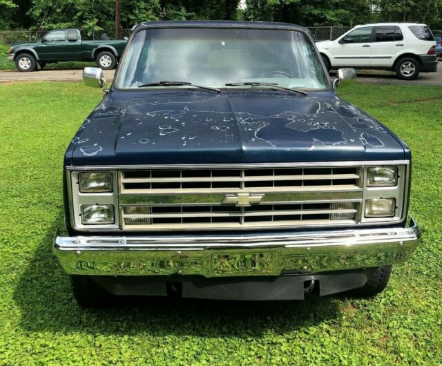 1985 Blue Chevrolet C-10 Standard Cab Pickup