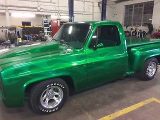 1985 Green Chevrolet C-10 Standard Cab Pickup
