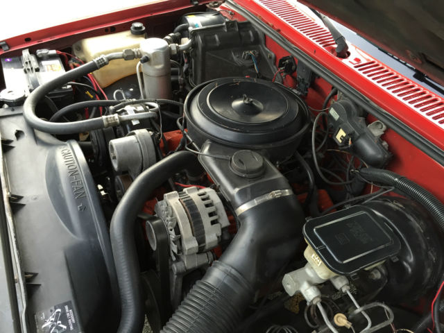 1985 Red Chevrolet Blazer