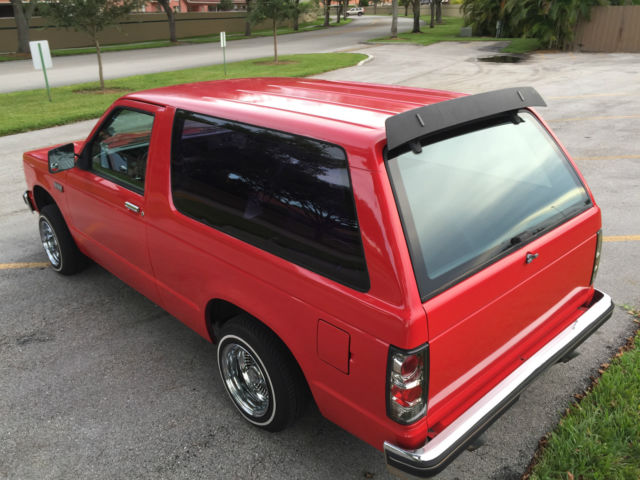 1985 Red Chevrolet Blazer
