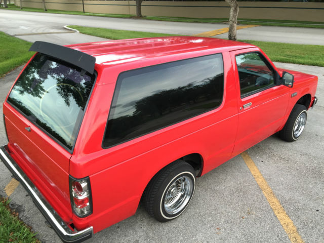 1985 Red Chevrolet Blazer
