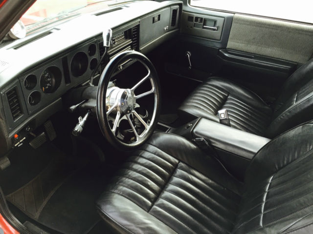 1985 Red Chevrolet Blazer