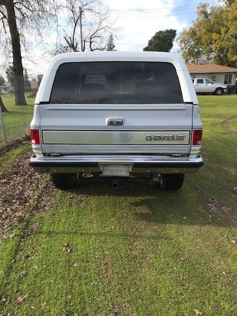 1985 Silver Chevrolet Blazer