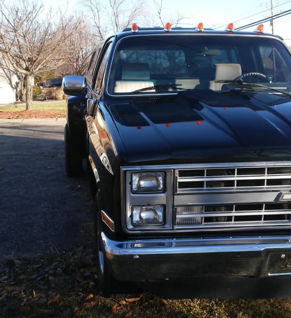 1985 Black Chevrolet C-10 Single Cab Dually