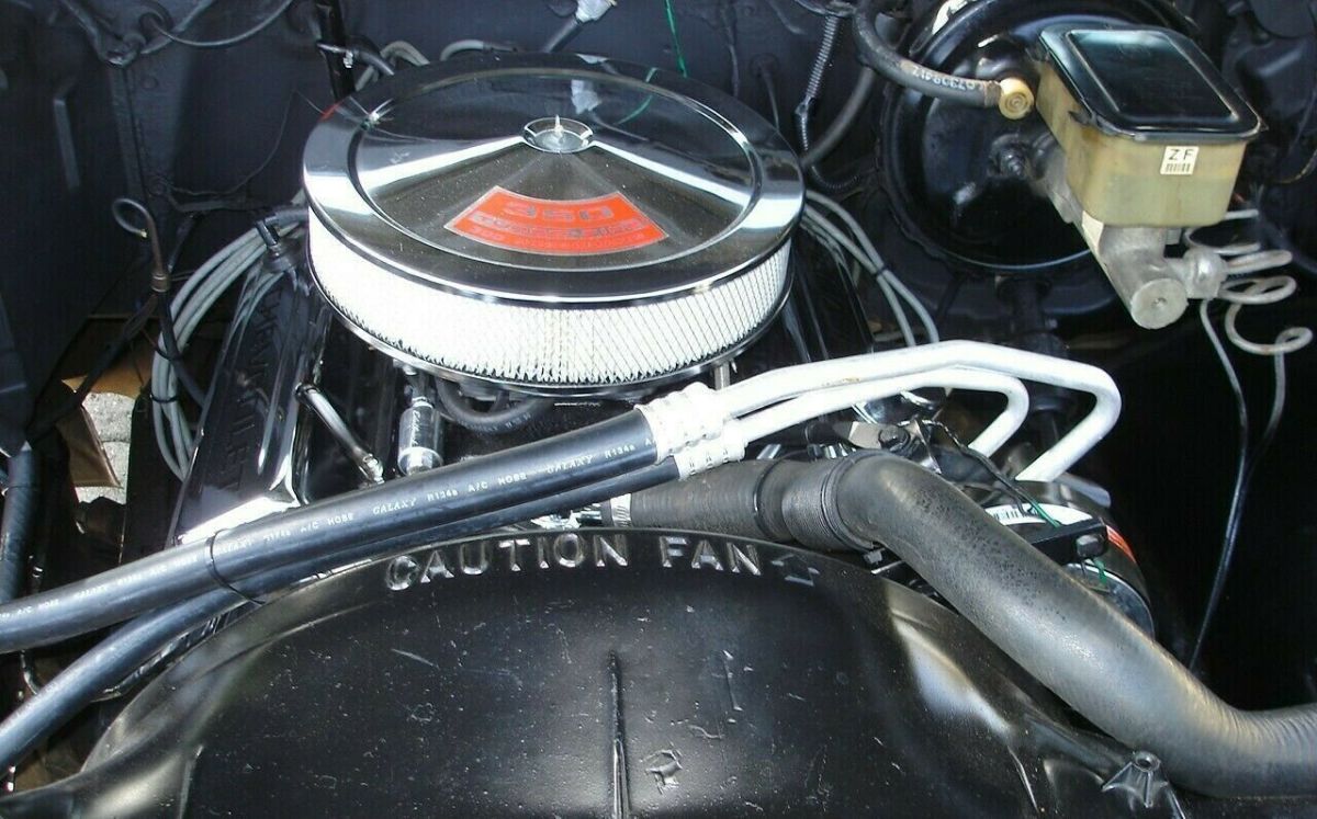 1985 Chevrolet C-10 Standard Cab Pickup