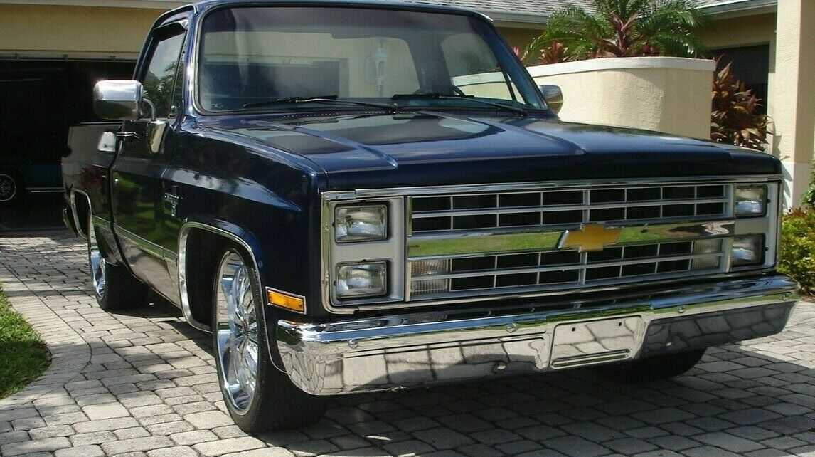 1985 Chevrolet C-10 Standard Cab Pickup
