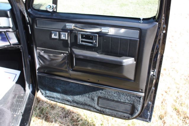 1985 Black Chevrolet C-10