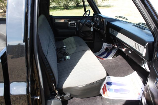 1985 Black Chevrolet C-10