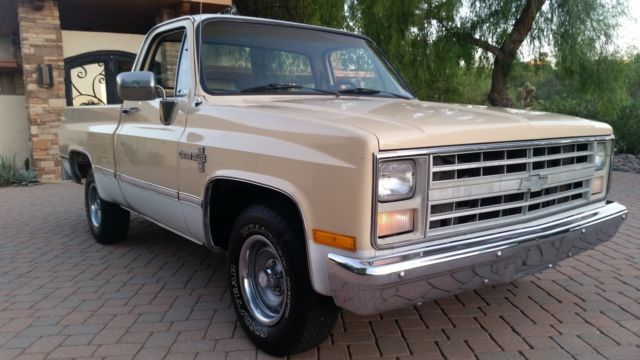 1985 TWO TONE BEIGE  AND WHITE Chevrolet C-10 C-10 SHORT BED