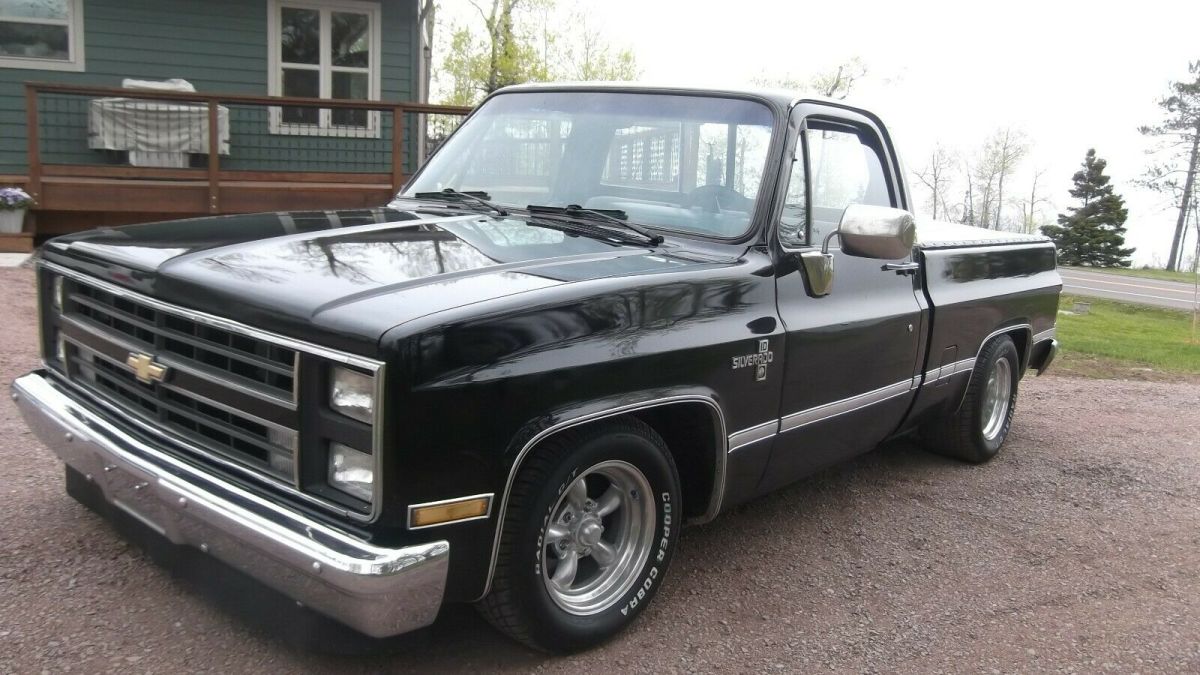 1985 Black Chevrolet C-10 Standard Cab Pickup