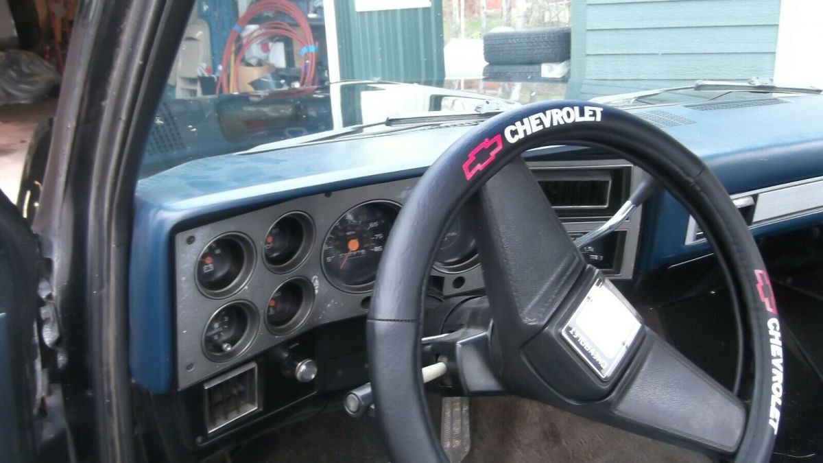 1985 Black Chevrolet C-10 Standard Cab Pickup