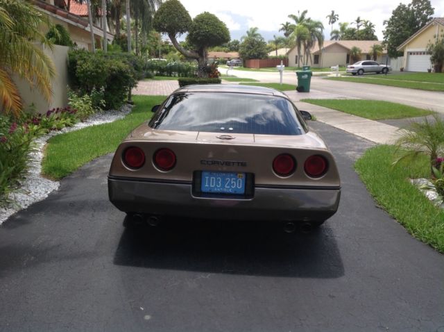1985 Bronze Chevrolet Corvette Coupe