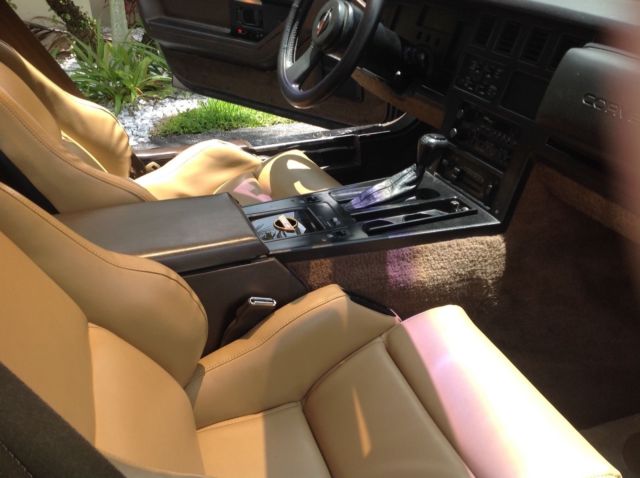 1985 Bronze Chevrolet Corvette Coupe