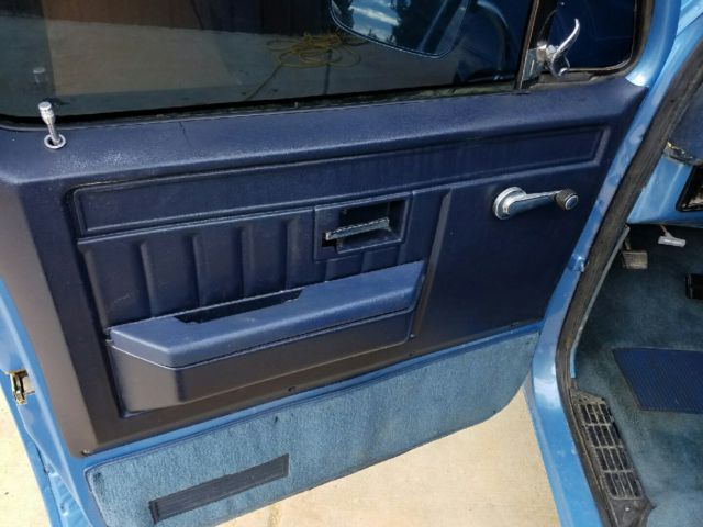 1985 Blue Chevrolet C-10