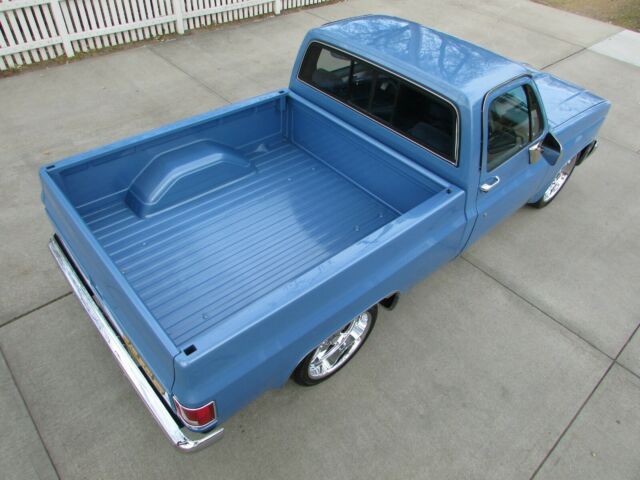 1985 Blue Chevrolet C-10 Standard Cab Pickup