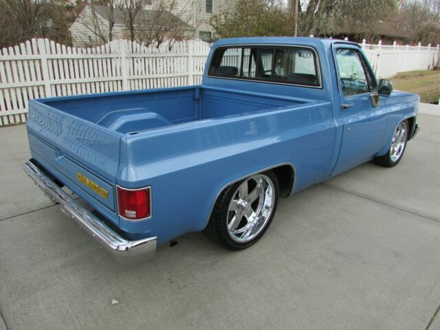 1985 Blue Chevrolet C-10 Standard Cab Pickup