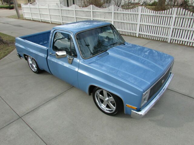 1985 Blue Chevrolet C-10 Standard Cab Pickup
