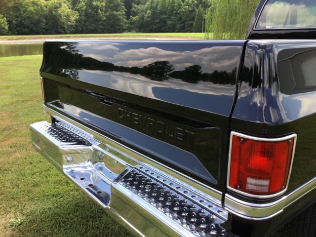 1985 Black Chevrolet C-10 Pickup