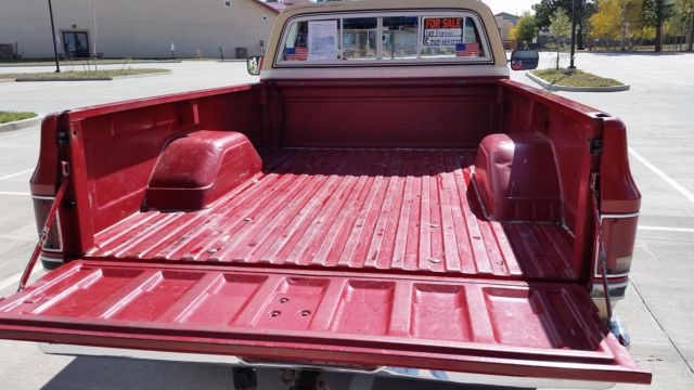 1985 APPLE RED AND CREAM Chevrolet C/K Pickup 2500 Standard Cab Pickup