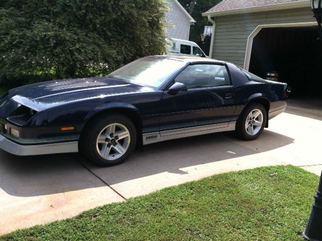 1985 Bue and Silver Chevrolet Camaro Coupe