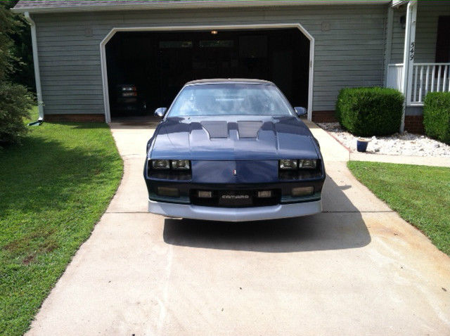 1985 Bue and Silver Chevrolet Camaro Coupe