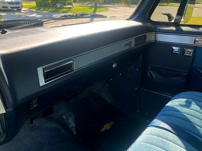 1985 Blue Chevrolet C-10 Classic Car