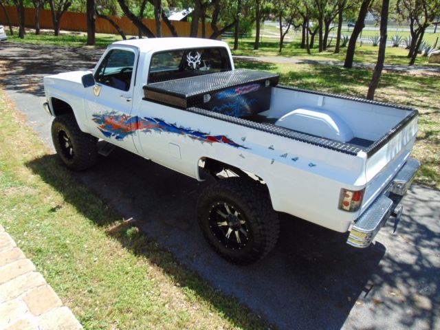 1985 White Chevrolet C/K Pickup 1500 Crew Cab Pickup