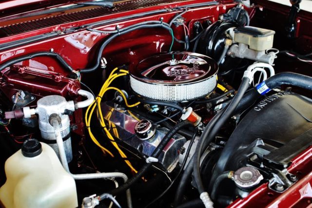 1985 Burgundy Chevrolet C-10 --