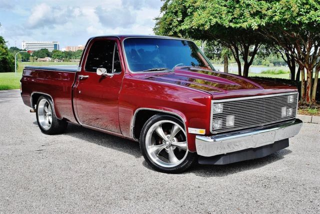 1985 Burgundy Chevrolet C-10 --