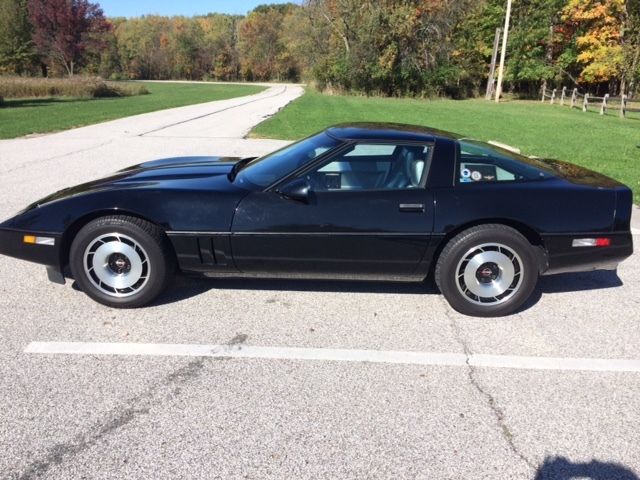 1985 Black Chevrolet Corvette Hatchback
