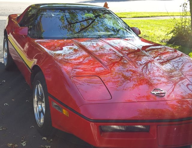 1985 Red Chevrolet Corvette Hatchback