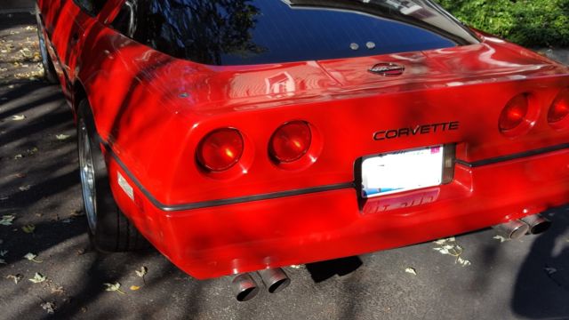 1985 Red Chevrolet Corvette Hatchback