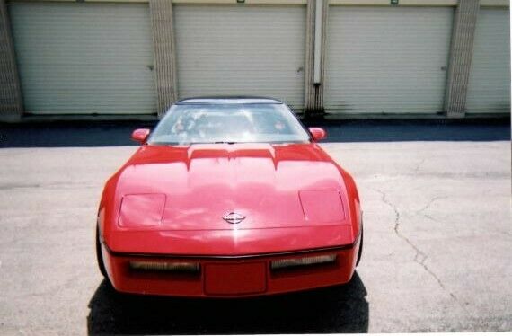 1985 Red Chevrolet Corvette Coupe