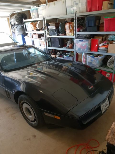 1985 Red Chevrolet Corvette