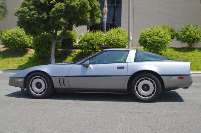 1985 Gray Chevrolet Corvette