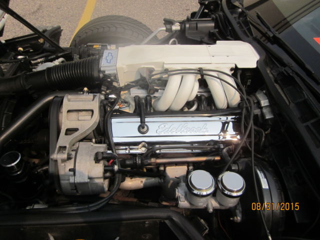 1985 White Chevrolet Corvette Hatchback