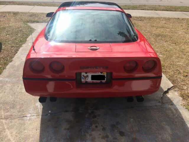1985 Red Chevrolet Corvette