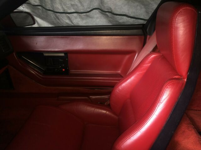 1985 Red Chevrolet Corvette