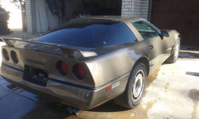 1985 Brown (see pictures) Chevrolet Corvette