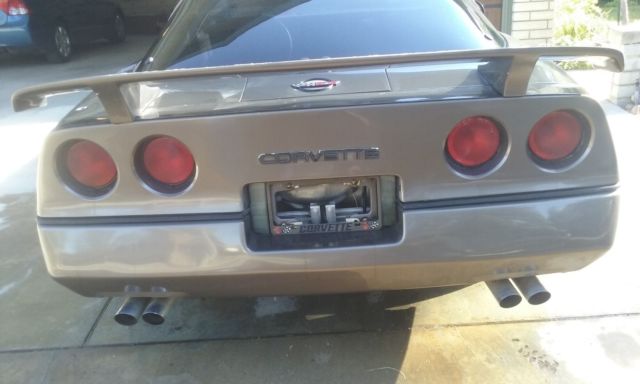 1985 Brown (see pictures) Chevrolet Corvette