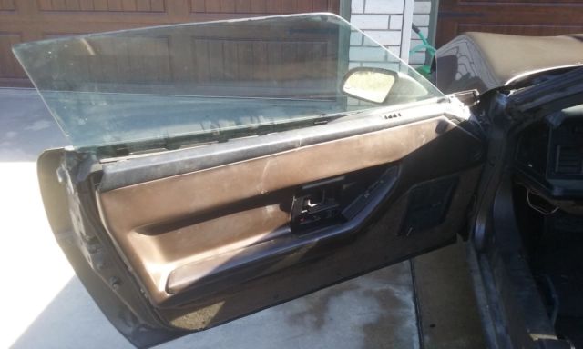 1985 Brown (see pictures) Chevrolet Corvette