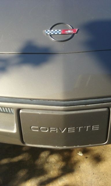 1985 Brown (see pictures) Chevrolet Corvette