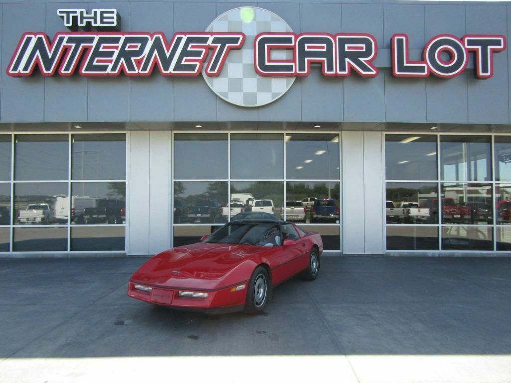 1985 Red Chevrolet Corvette Coupe