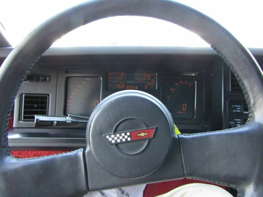 1985 Red Chevrolet Corvette Coupe