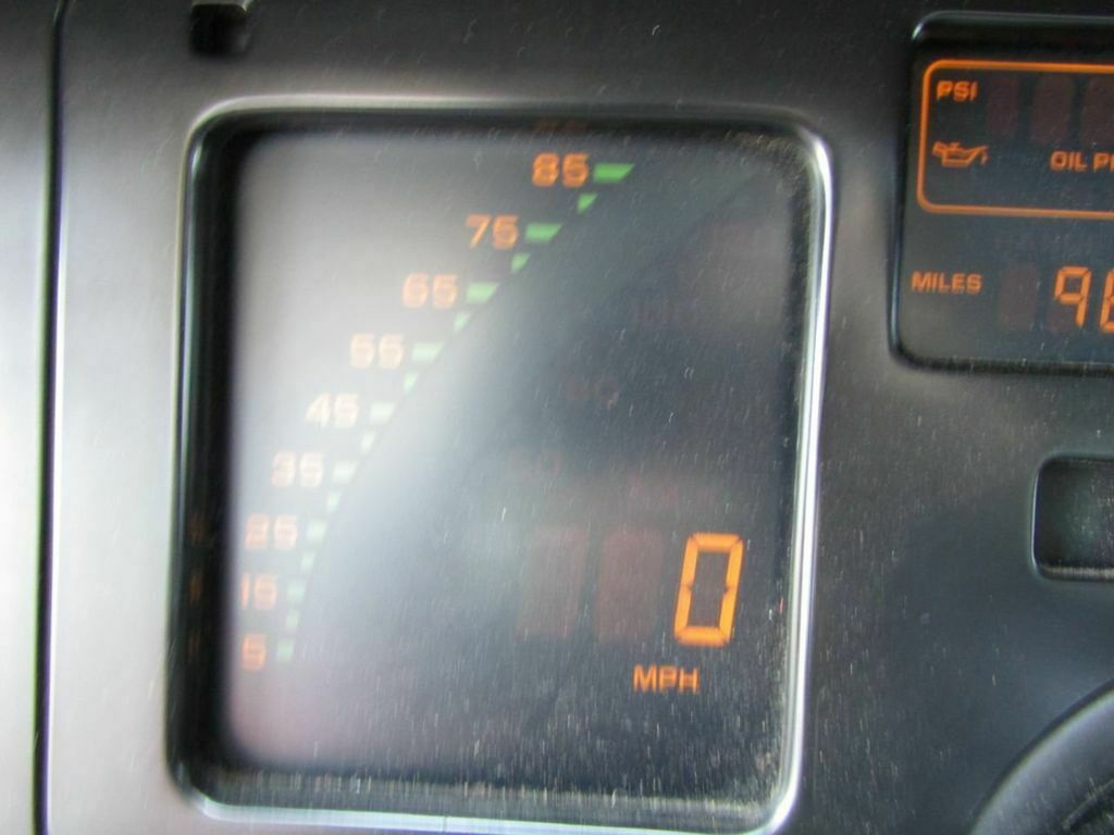 1985 Red Chevrolet Corvette Coupe