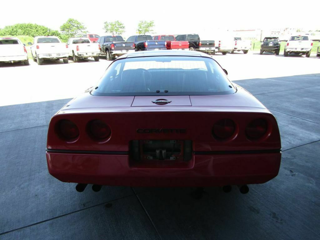 1985 Red Chevrolet Corvette Coupe