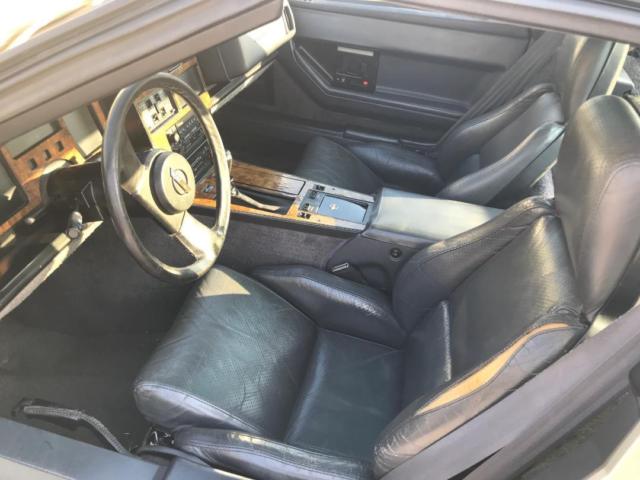 1985 Silver Chevrolet Corvette