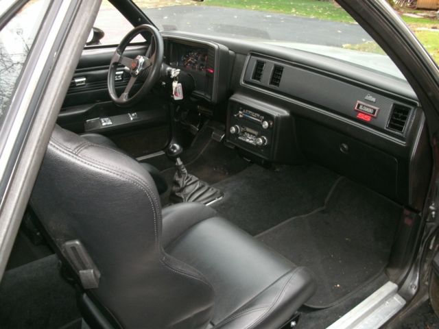 1985 Black/Silver Chevrolet El Camino Pickup