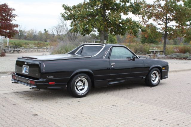 1985 black Chevrolet El Camino Cab & Chassis